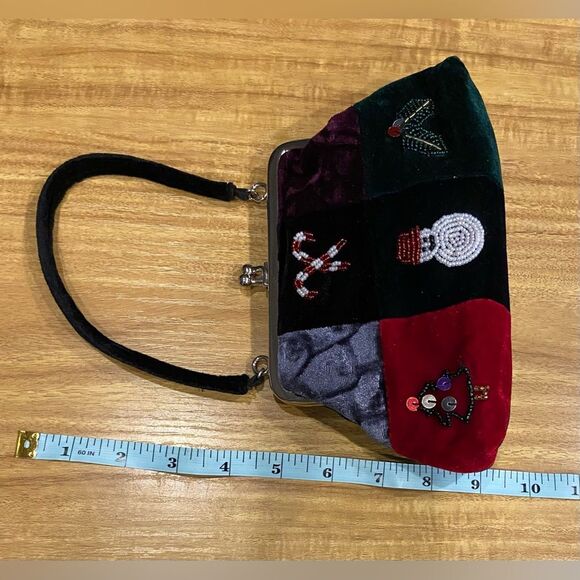Vintage Velvet Beaded Mini Christmas Handbag - Picture 7 of 8